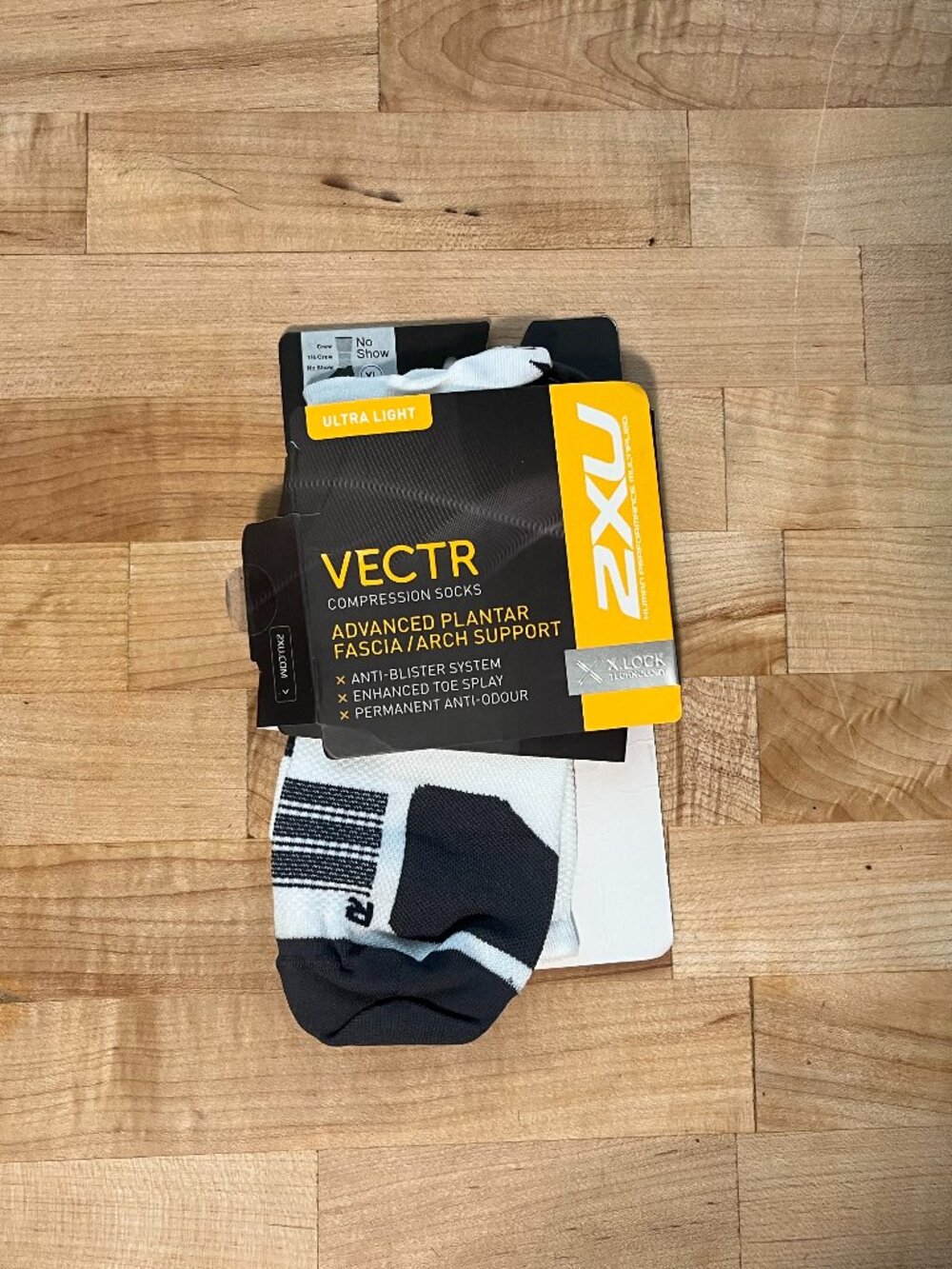 New Men's XL 12.5-14 2XU Vectr Ultra Light Compression No show Socks